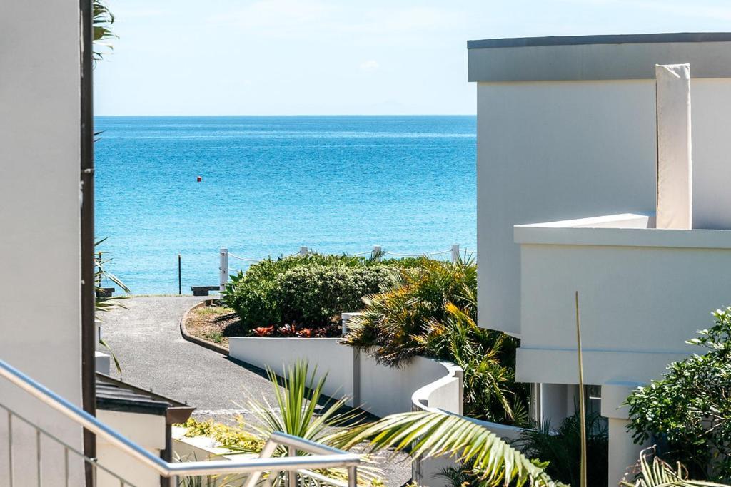 Onetangi Beach Apartments Dış mekan fotoğraf
