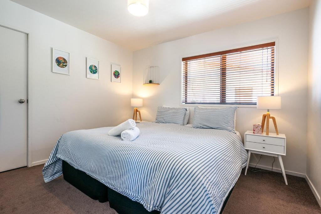 Onetangi Beach Apartments Dış mekan fotoğraf