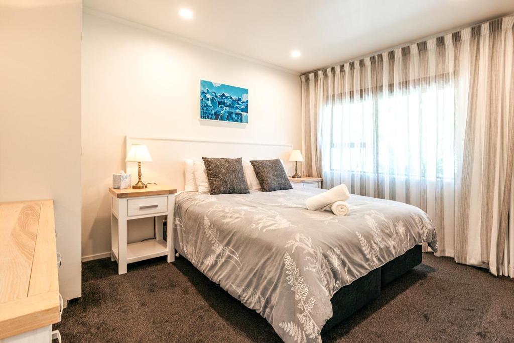 Onetangi Beach Apartments Dış mekan fotoğraf