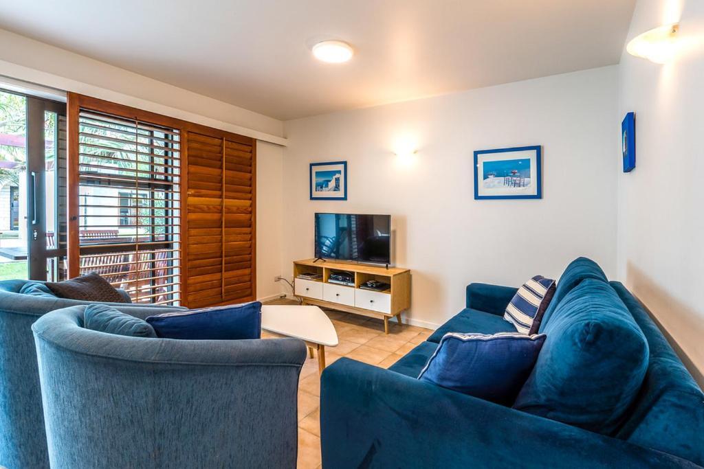 Onetangi Beach Apartments Dış mekan fotoğraf
