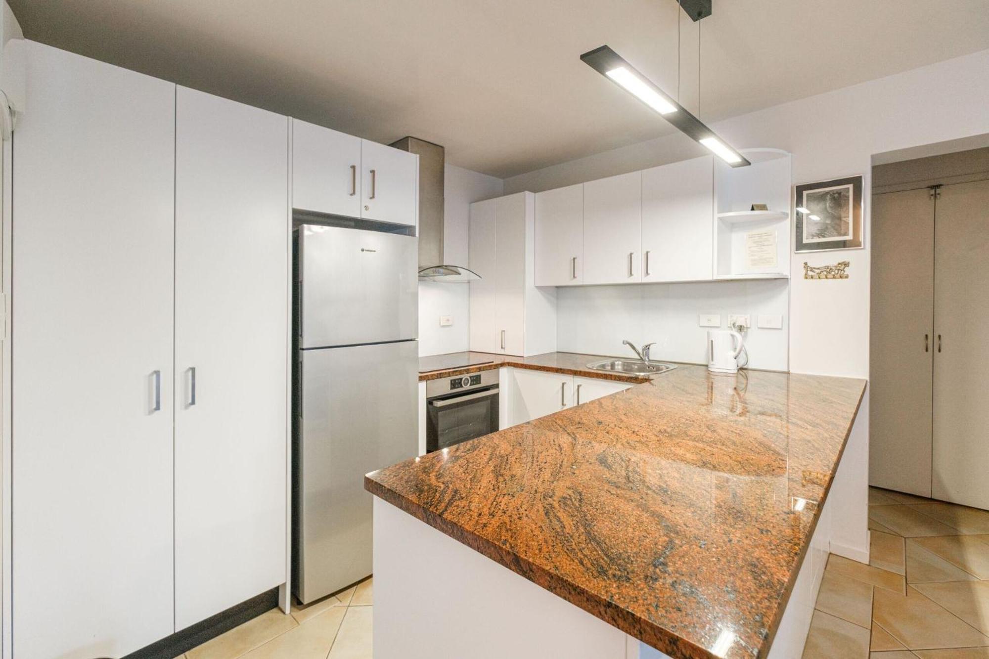 Onetangi Beach Apartments Dış mekan fotoğraf