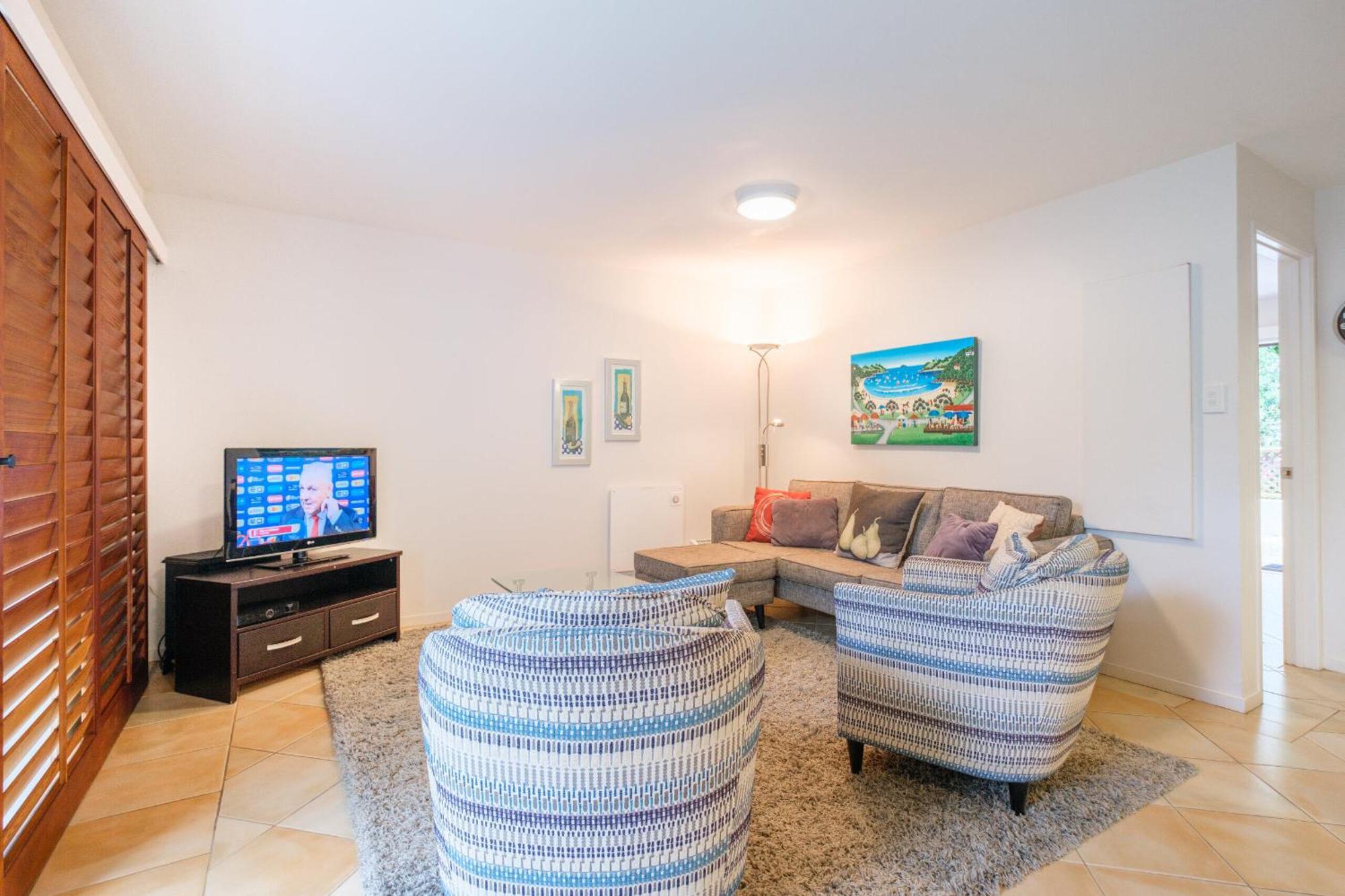 Onetangi Beach Apartments Dış mekan fotoğraf