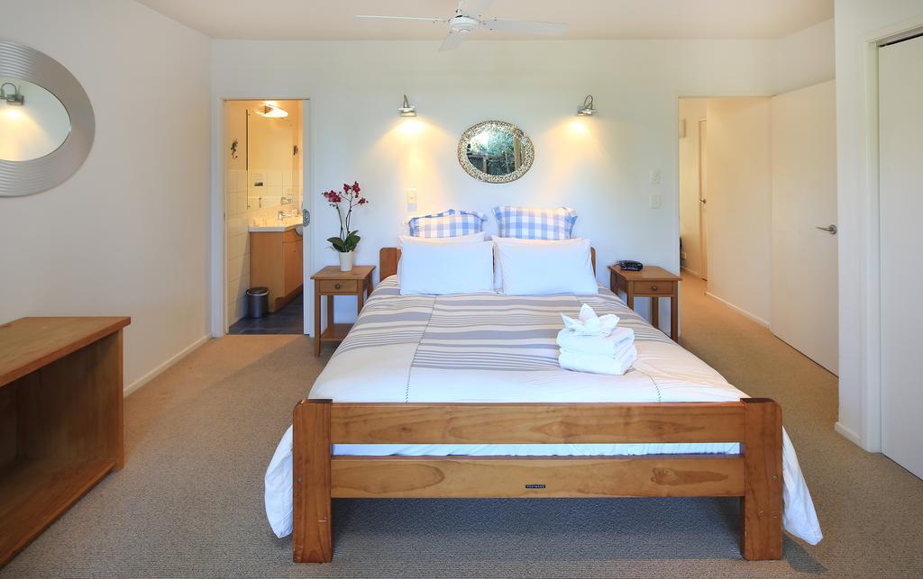 Onetangi Beach Apartments Dış mekan fotoğraf