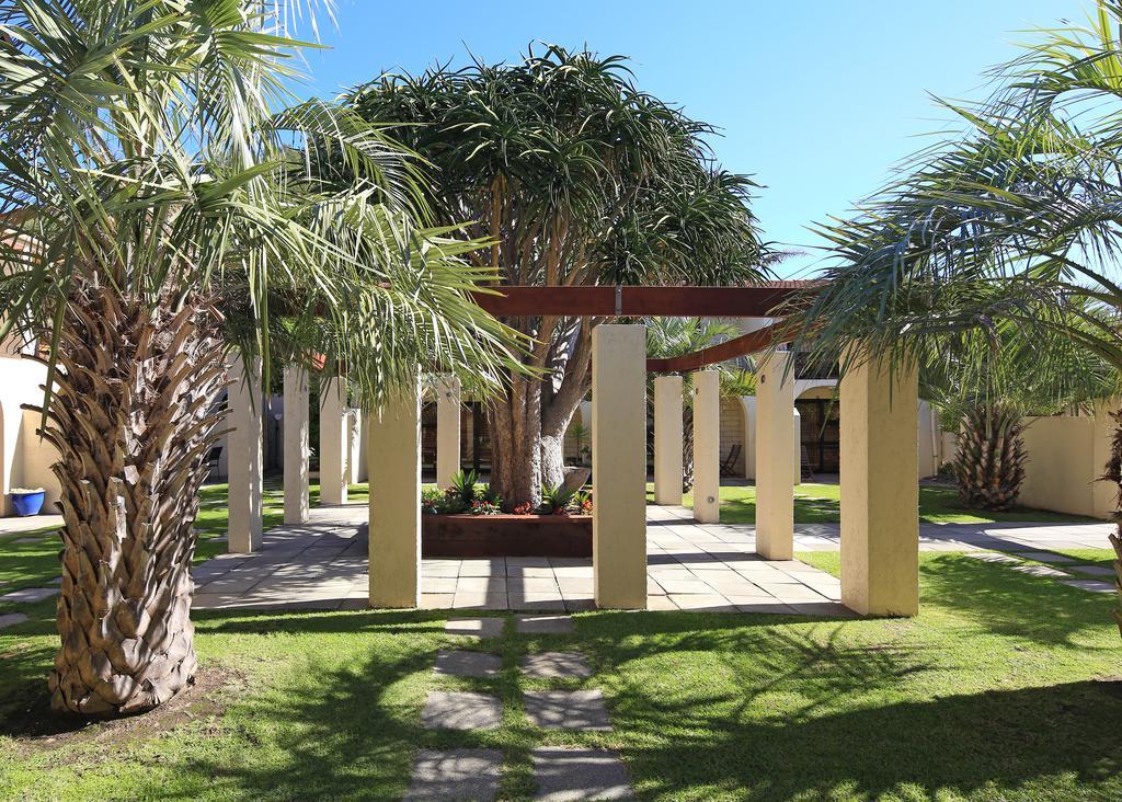 Onetangi Beach Apartments Dış mekan fotoğraf